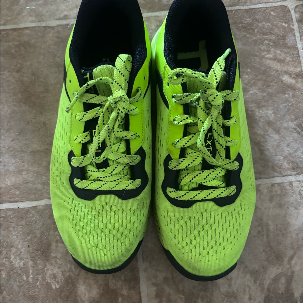 TYR Green and Black Sneakers with Breathable Mesh